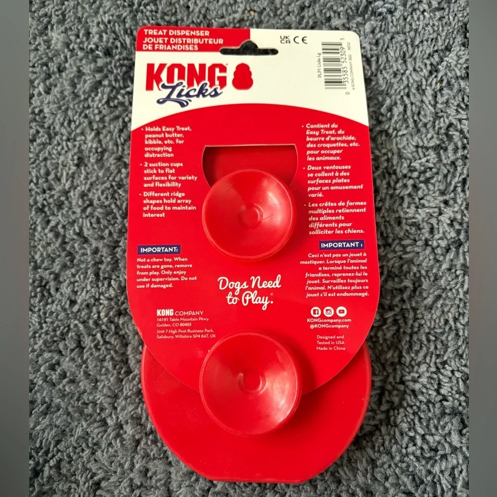 NWT Kong Licks red treat dispenser with suctions on the back
